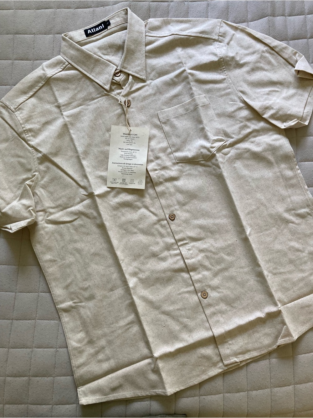 Men’s Linen Short-Sleeve Button-Down Shirt in Natural Cream